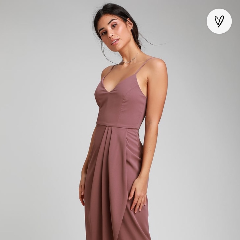 Lulu’s mauve midi dress